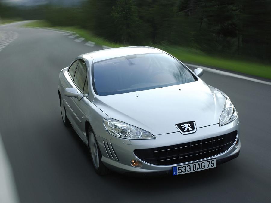  Peugeot 407 Coupe 2.7 V6 HDi 2005 года  (фото 14 из 15)